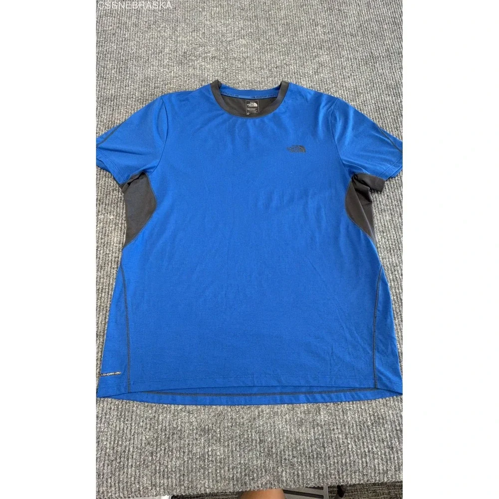 The North Face Men's Mountain Athletics Blue FlashDry-XD Training T-Shirt Sz L
